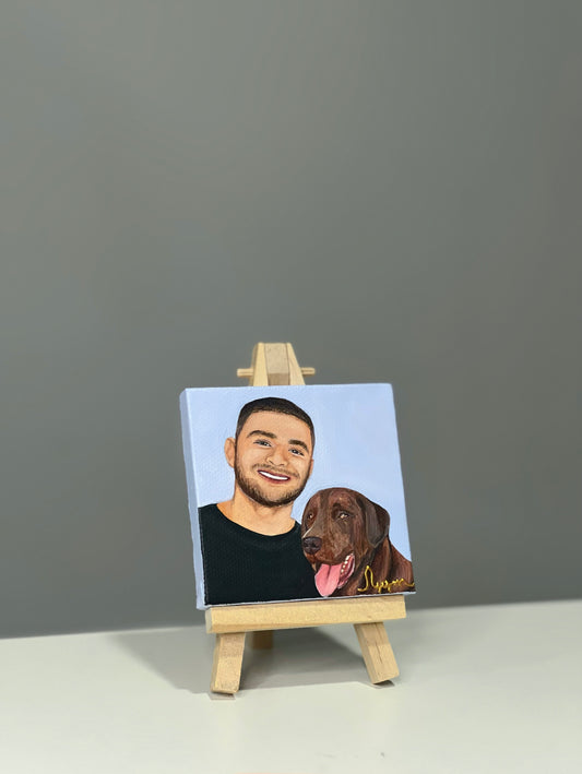 Retrato en mini lienzo (7x7 cm) con caballete