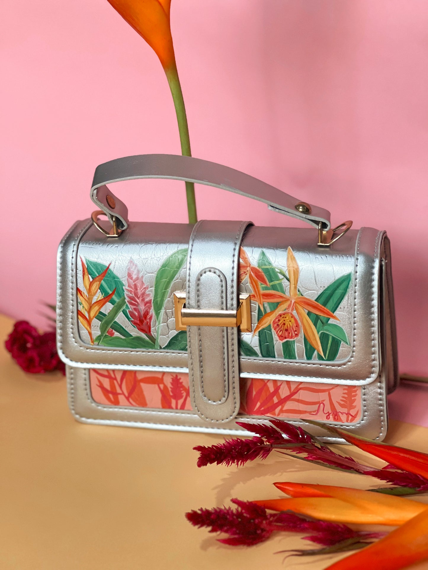 Cartera “Entre Flores y Follages”